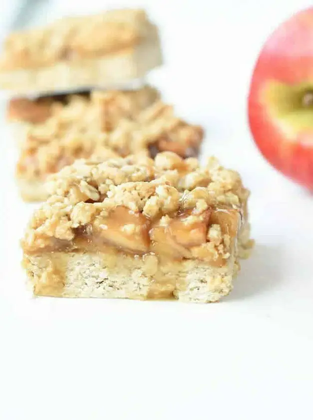 Apple Oatmeal Bars