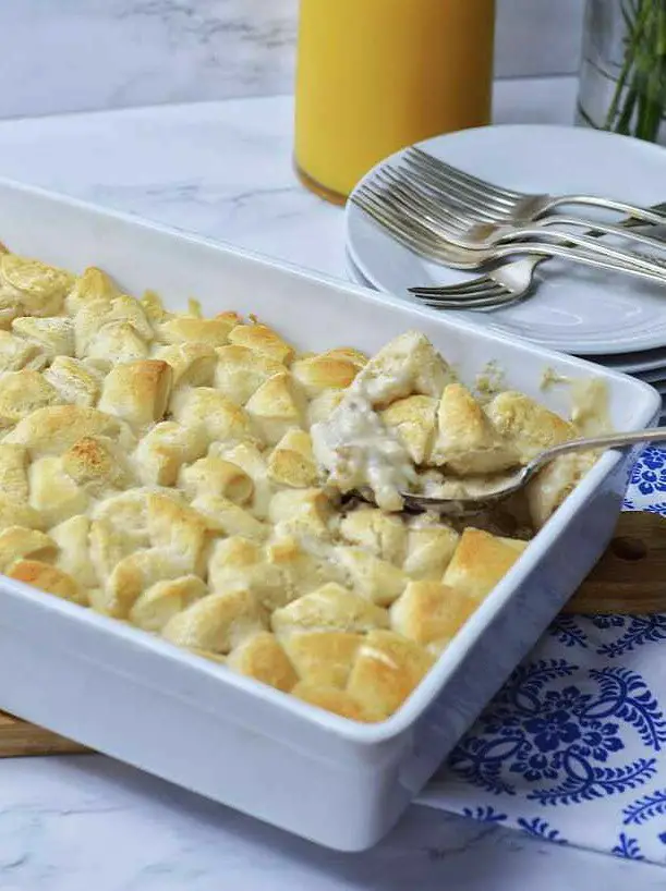 Biscuits and Gravy Casserole