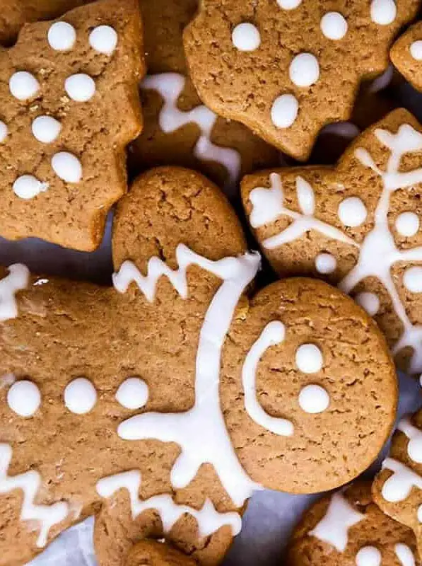 Soft Gingerbread Cookies