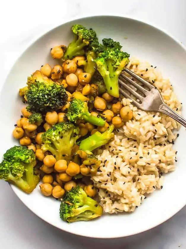 Teriyaki Broccoli Chickpea Stir Fry