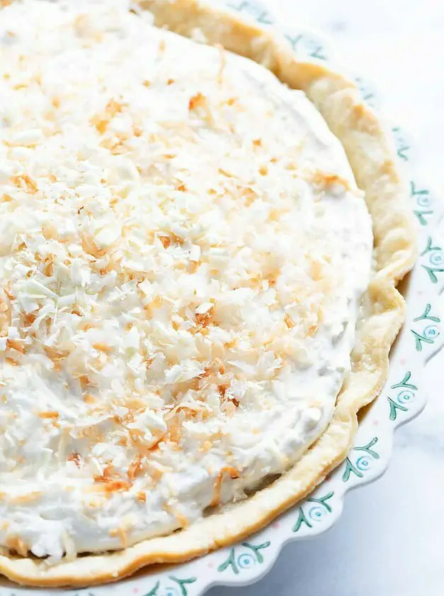 Old Fashioned Coconut Cream Pie