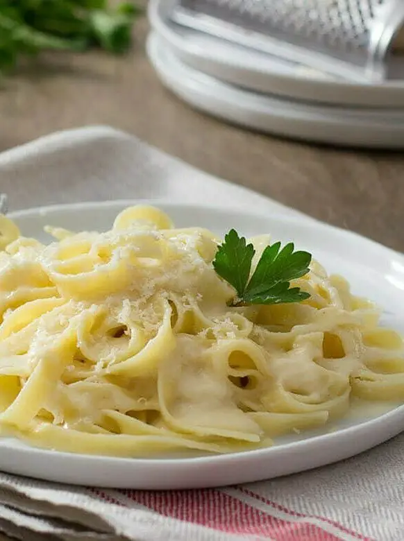 Authentic Italian Fettuccine Alfredo