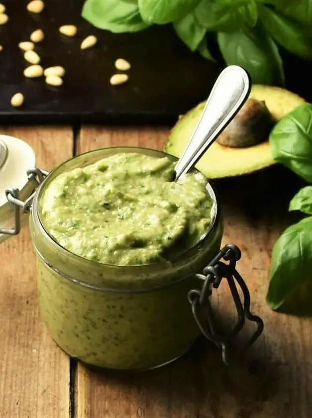 Avocado Basil Pesto Pasta Sauce