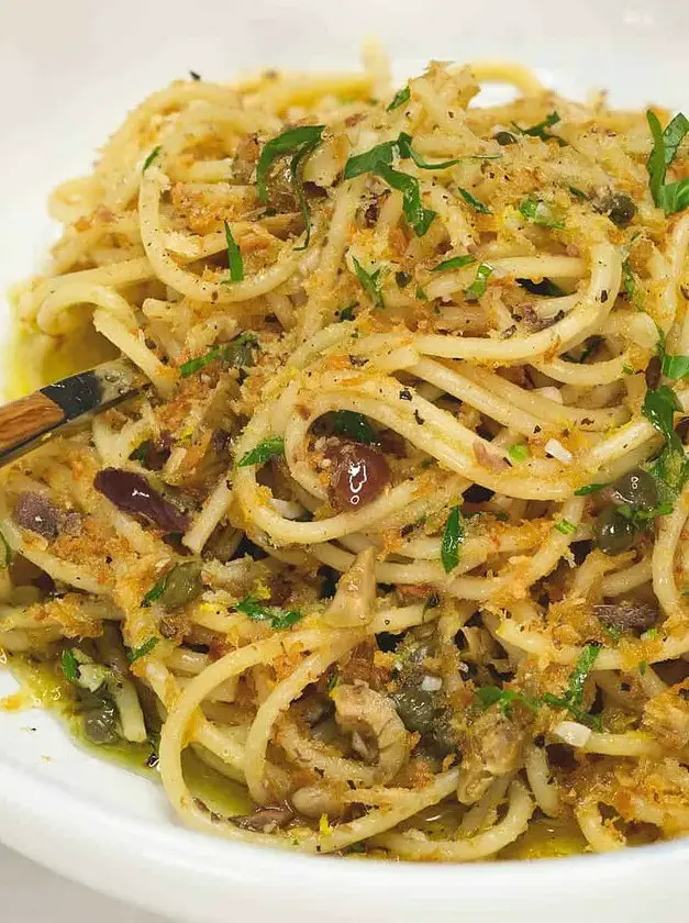 Anchovy Pasta with Breadcrumbs