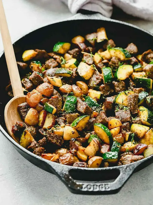 Quick Beef and Zucchini Skillet