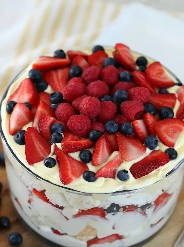 Angel Food Berry Trifle