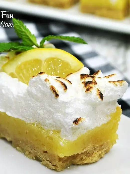 Boozy Lemon Bars