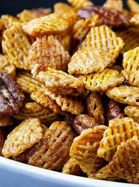 Praline Crunch Snack Mix