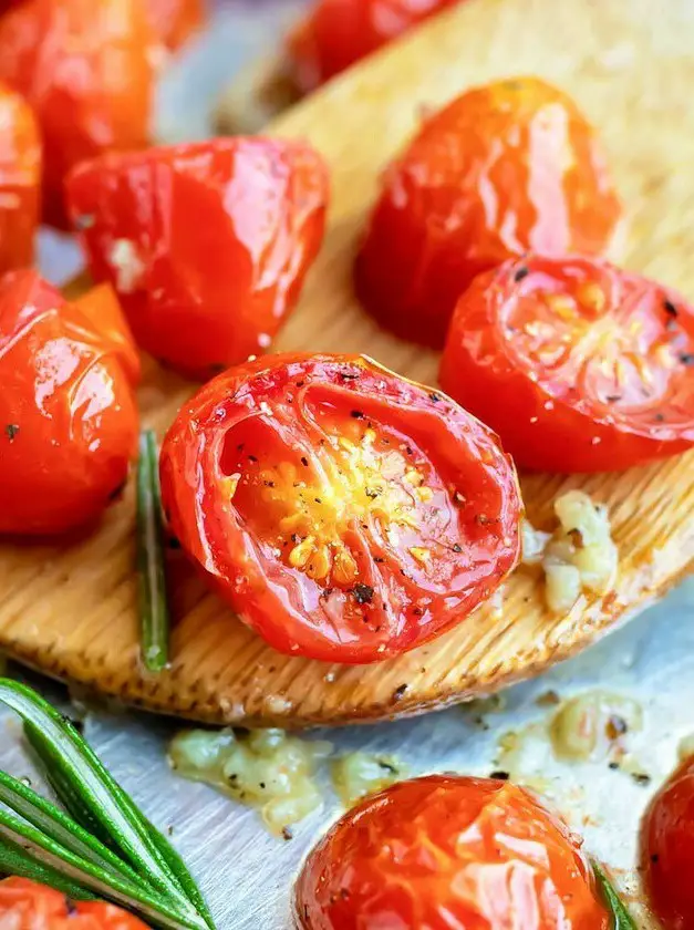 Roasted Cherry Tomatoes with Garlic