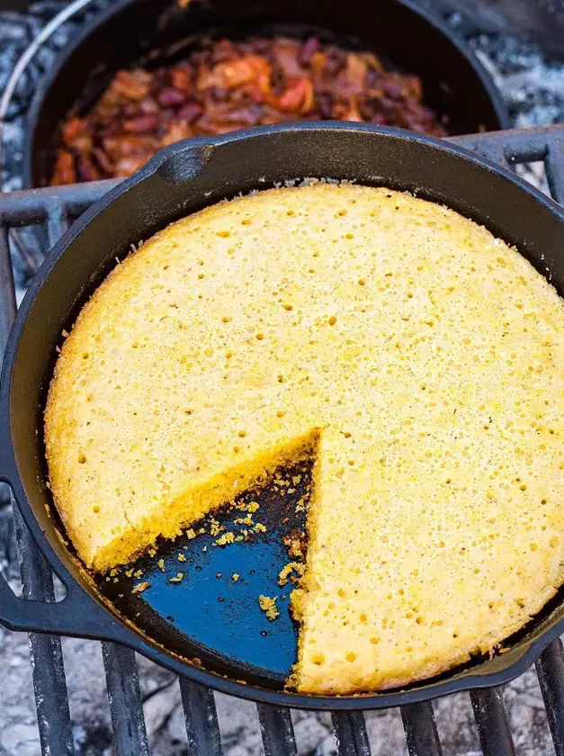 Cast Iron Skillet Cornbread