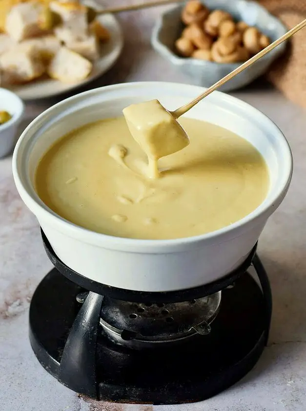 Vegan Cheese Fondue