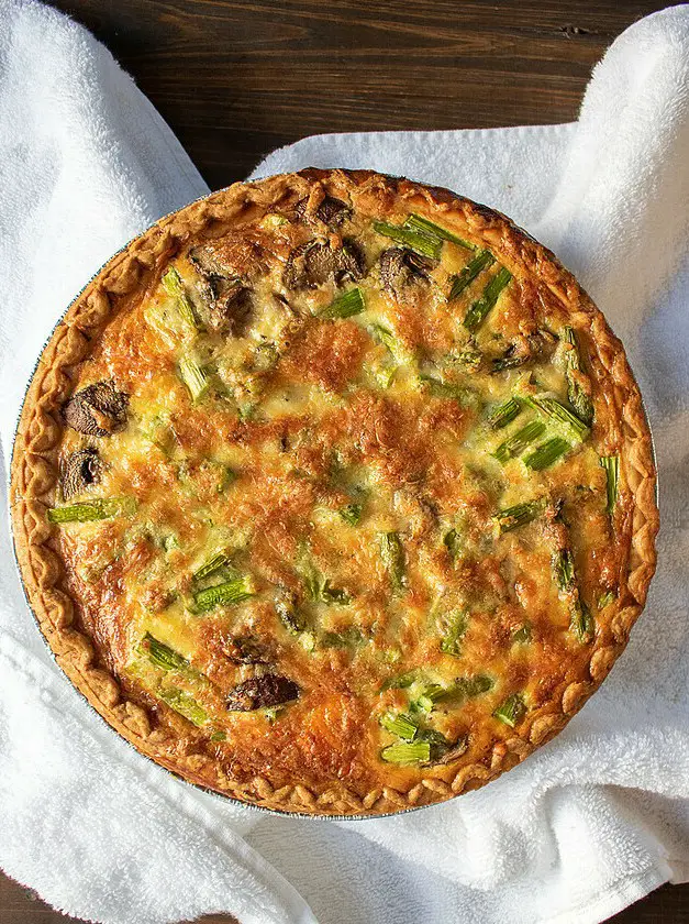 Easy Quiche with Asparagus, Mushroom, and Cheddar