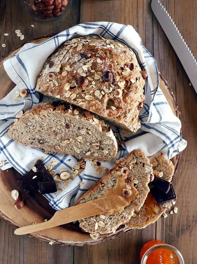 No-Knead Hazelnut Oat Breakfast Bread