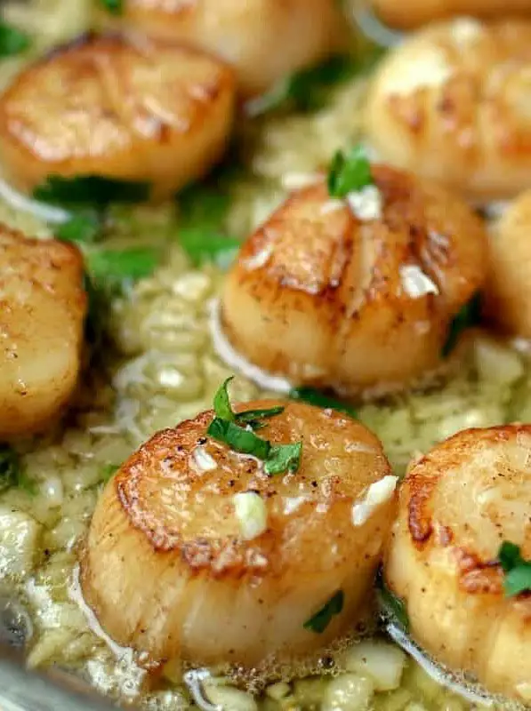 Garlic Lemon Butter Seared Scallops