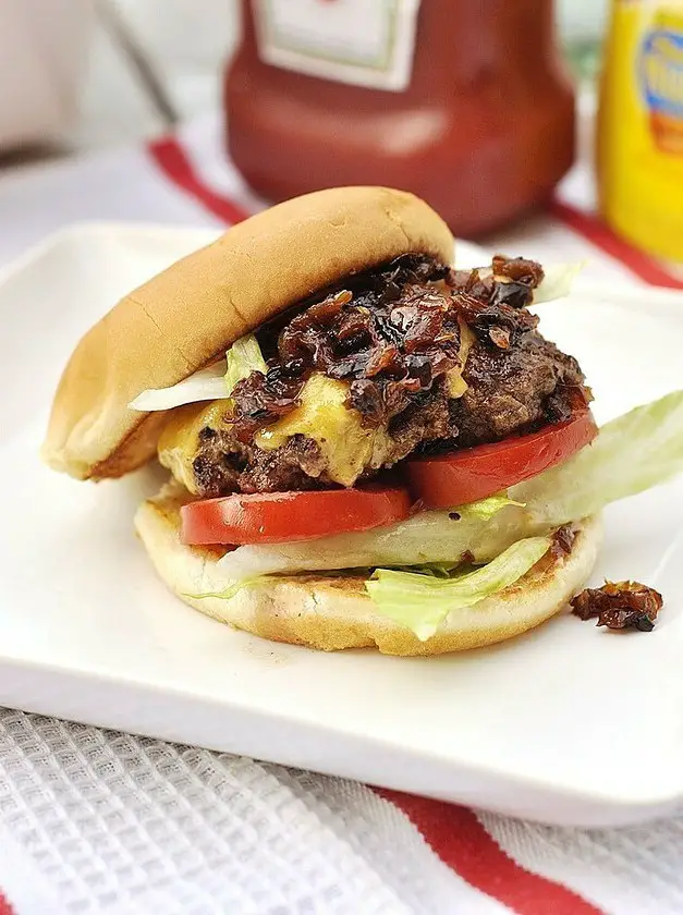 Copycat In-N-Out Burger