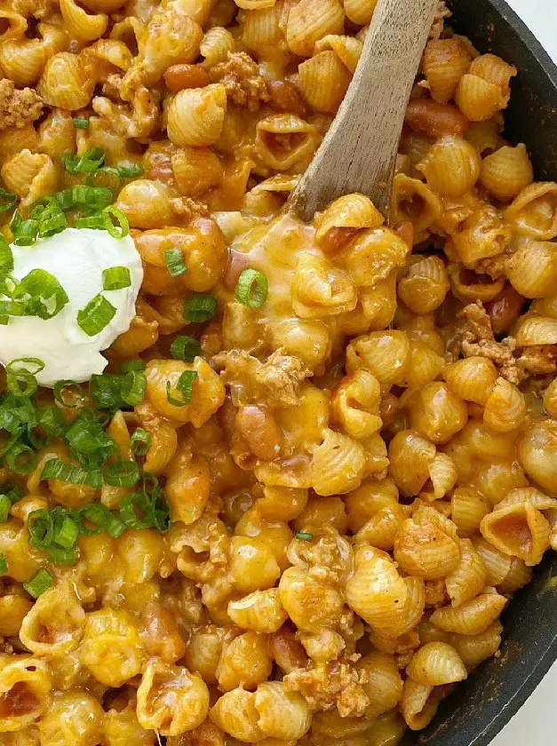 One Pot Turkey Chili Mac and Cheese