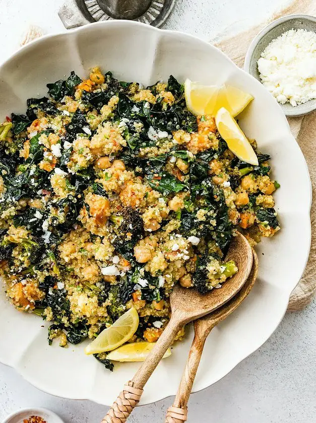 Roasted Broccoli Quinoa Salad