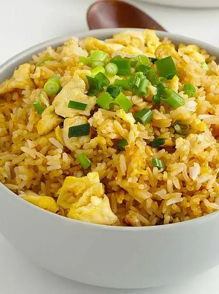 Basic Egg Fried Rice and Fried Noodles