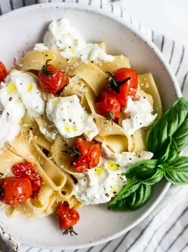 Burst Cherry Tomato Pasta with Creamy Burrata