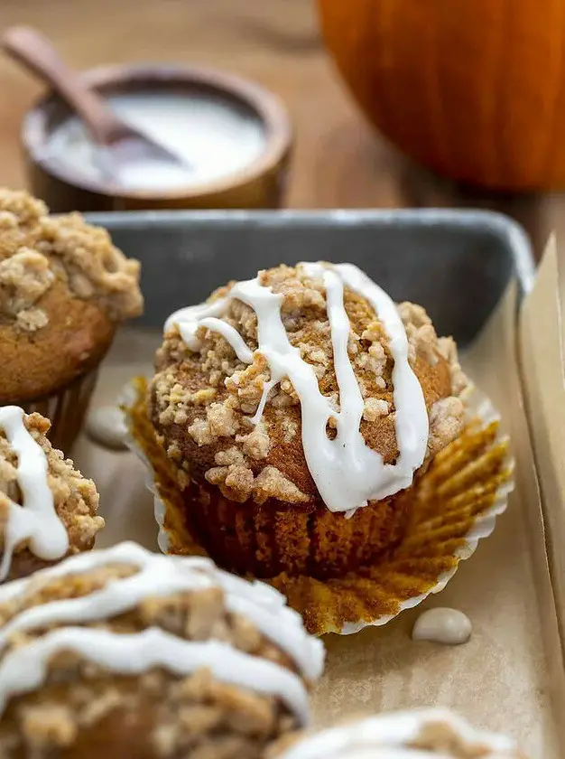 Pumpkin Streusel Muffins