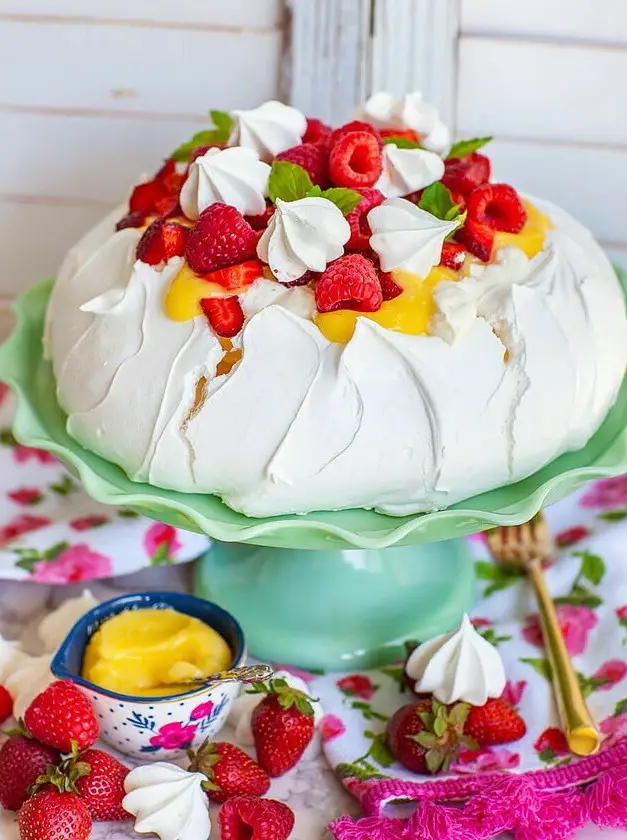 Berry & Lemon Pavlova