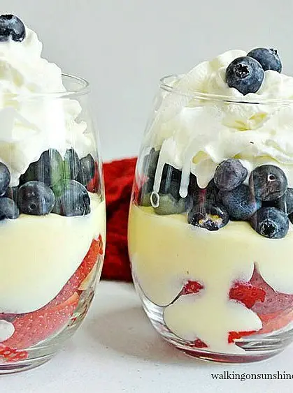 No Bake Cheesecake Pudding Parfaits with Fresh Berries