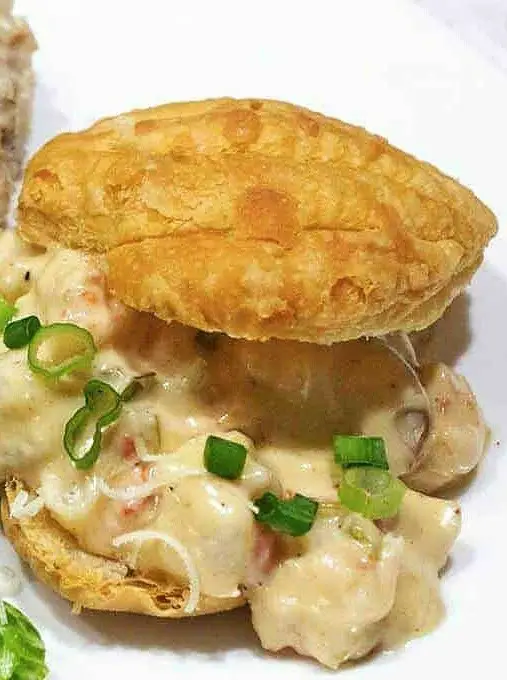 Shrimp Newburg in Puff Pastry Shells