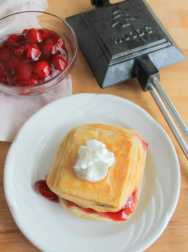 Camp Cooker Cherry Pie