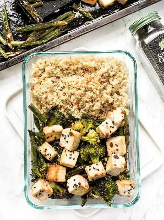 Meal Prep Sesame Tofu Quinoa Bowls