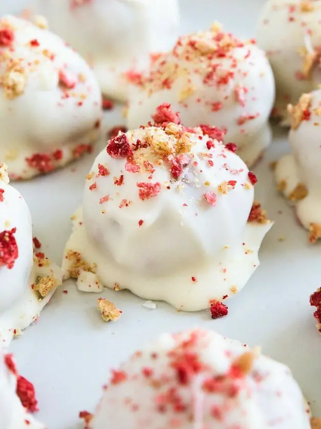 Strawberry Shortcake Bites