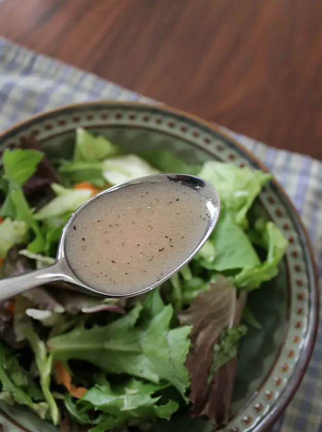 Red Wine Vinaigrette Salad Dressing