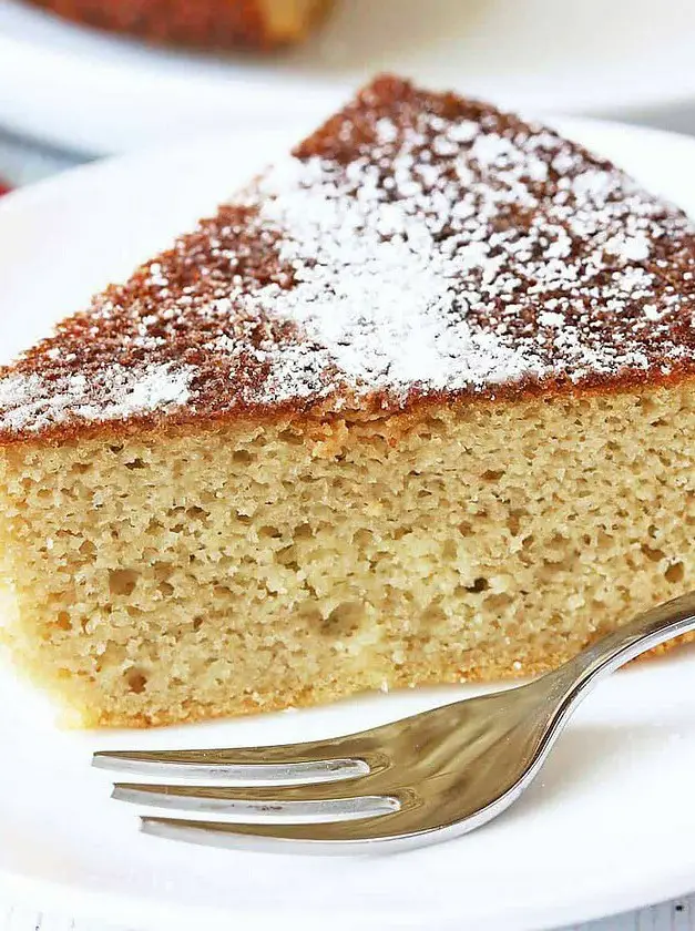 Fluffy Almond Flour Cake