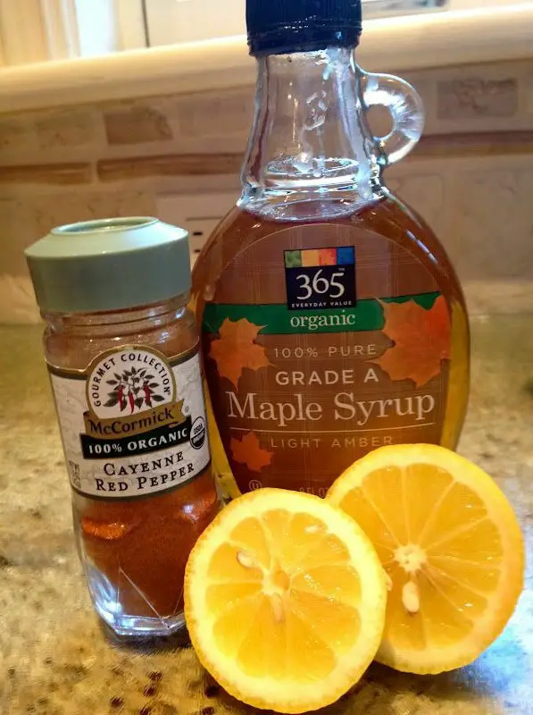 Maple Syrup and Lemon Detox Juice