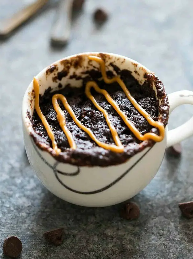 Eggless Banana Chocolate Peanut Butter Mug Cake