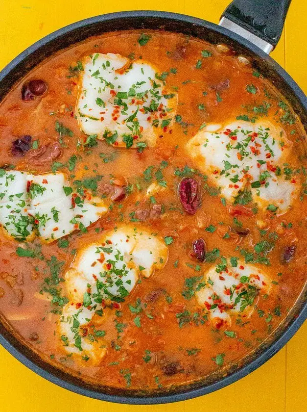 Spicy Garlic and Tomato Haddock with Rice