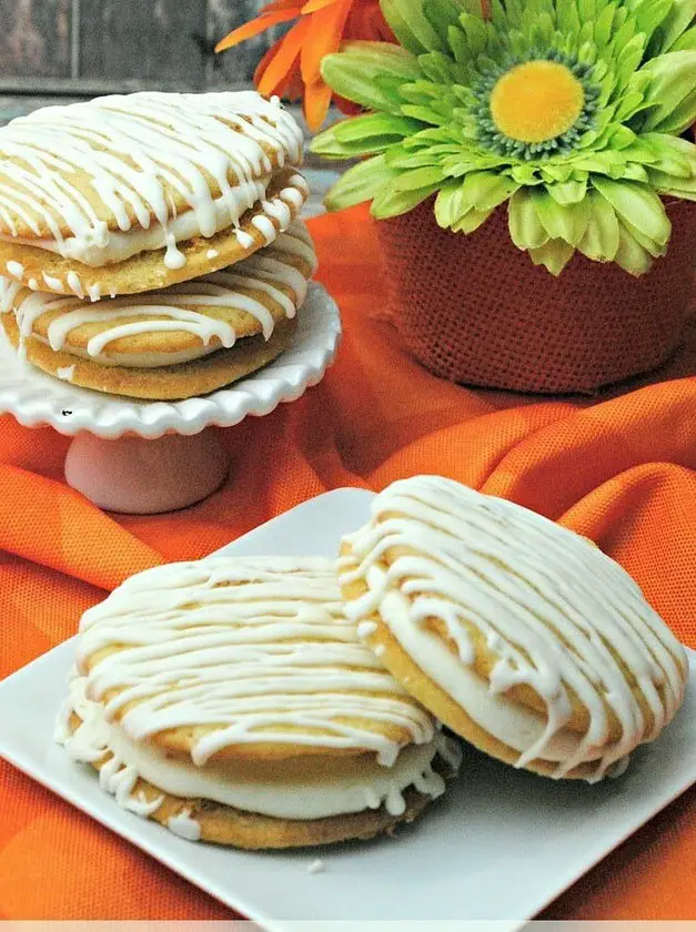 Lemon Whoopie Pies