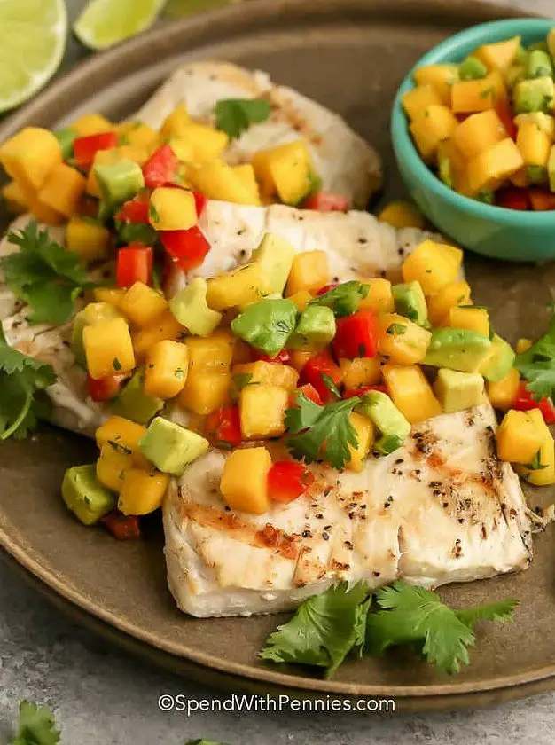 Grilled Mahi Mahi with Mango Salsa