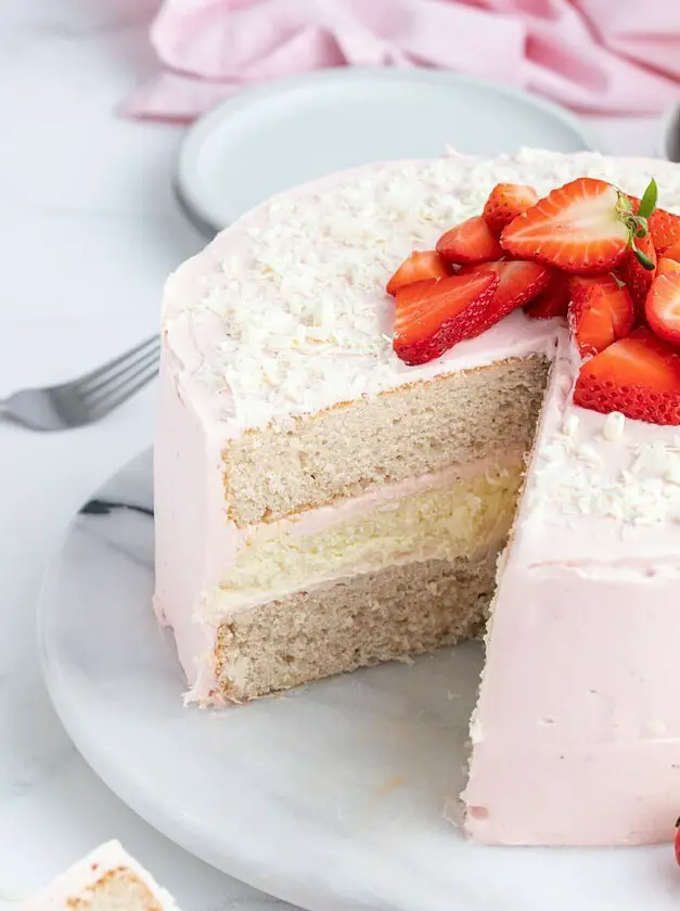 Strawberry Cheesecake Cake