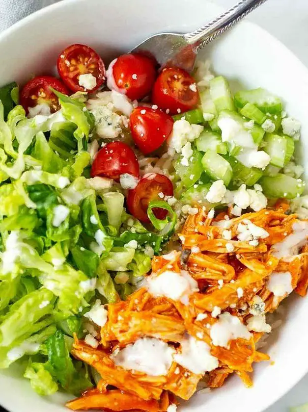 Easy Buffalo Chicken Rice Bowls