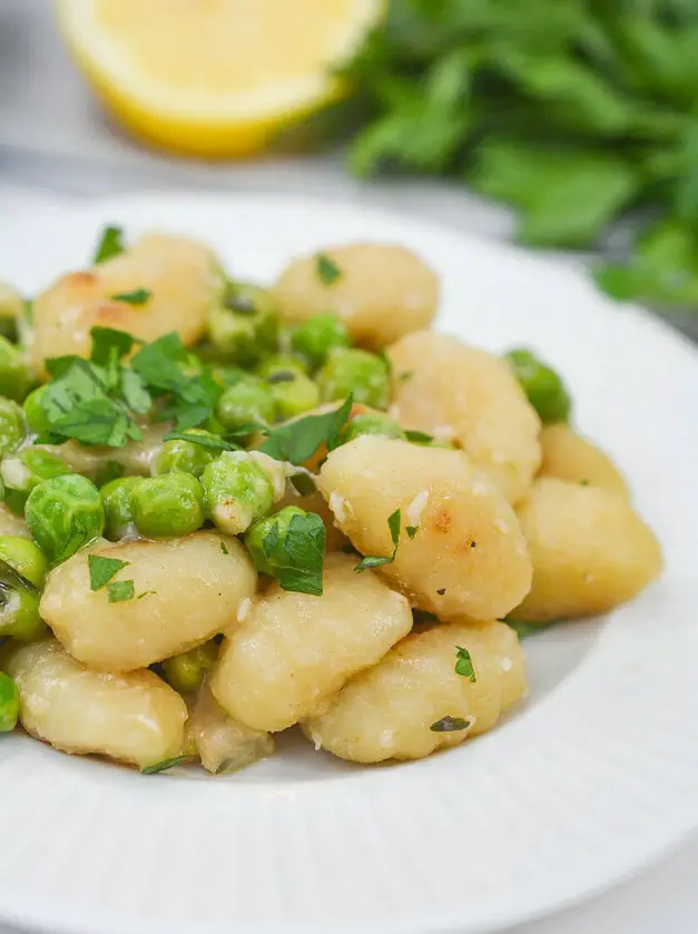 Italian Skillet Gnocchi and Peas