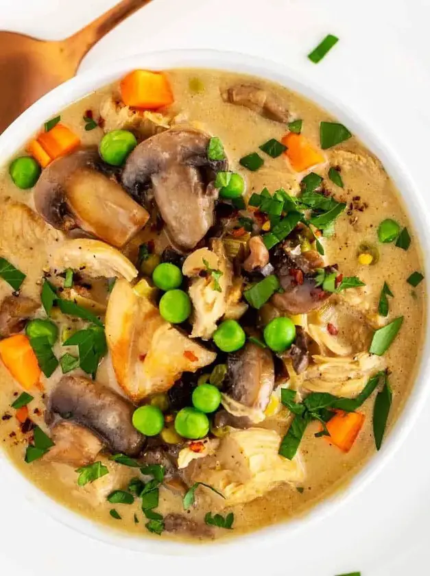 Low Carb Keto Chicken Pot Pie Soup