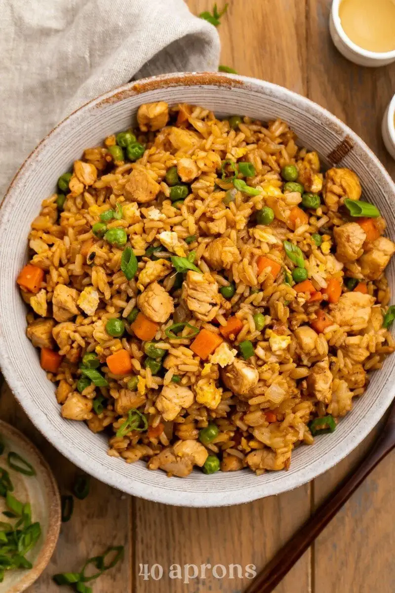 RESTAURANT STYLE CHICKEN FRIED RICE