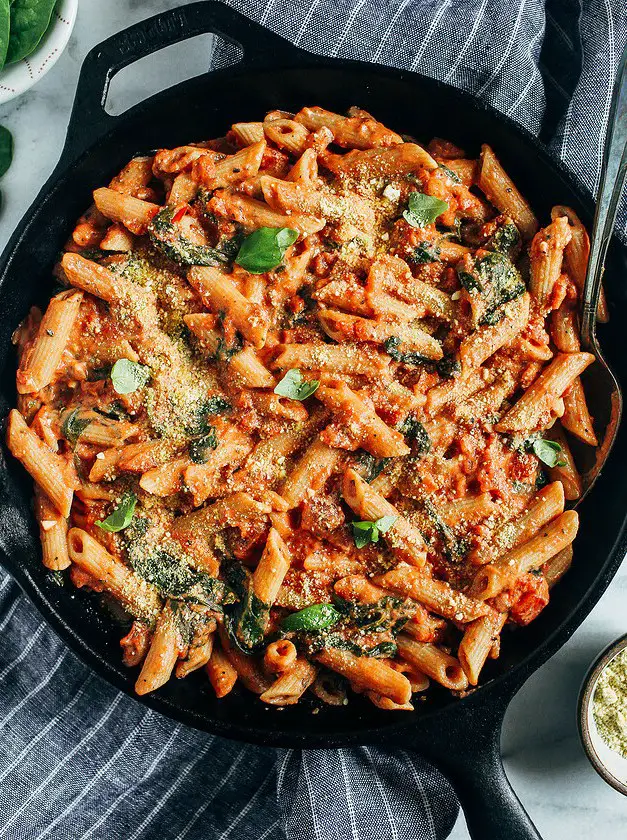 Creamy Tomato Spinach Pasta