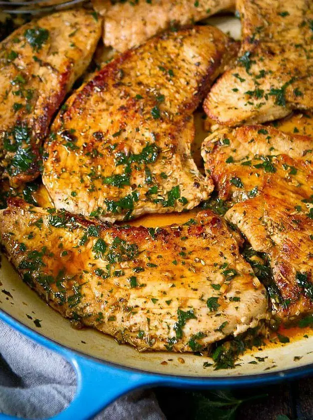 Easy Turkey Cutlets in White Wine Sauce