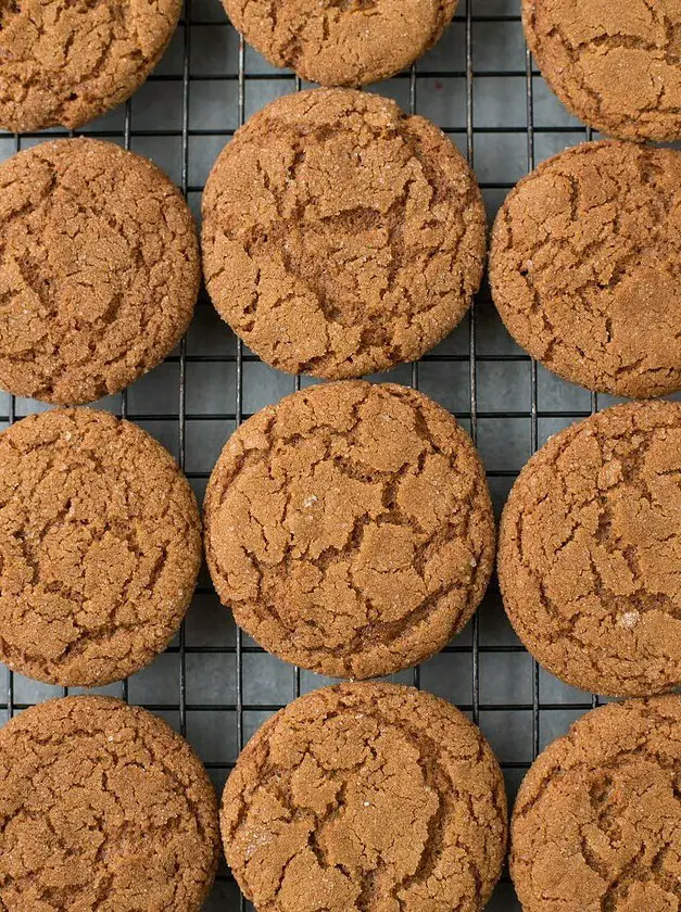 Crispy Gingersnap Cookies