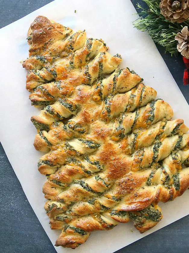 Christmas Tree Spinach Dip Breadsticks