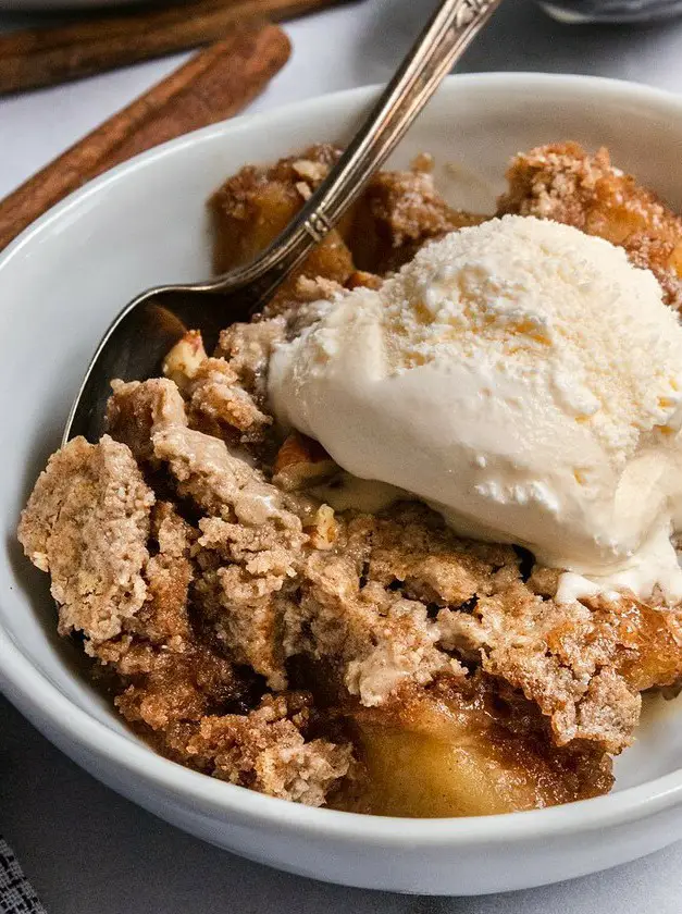 Easy Apple Dump Cake