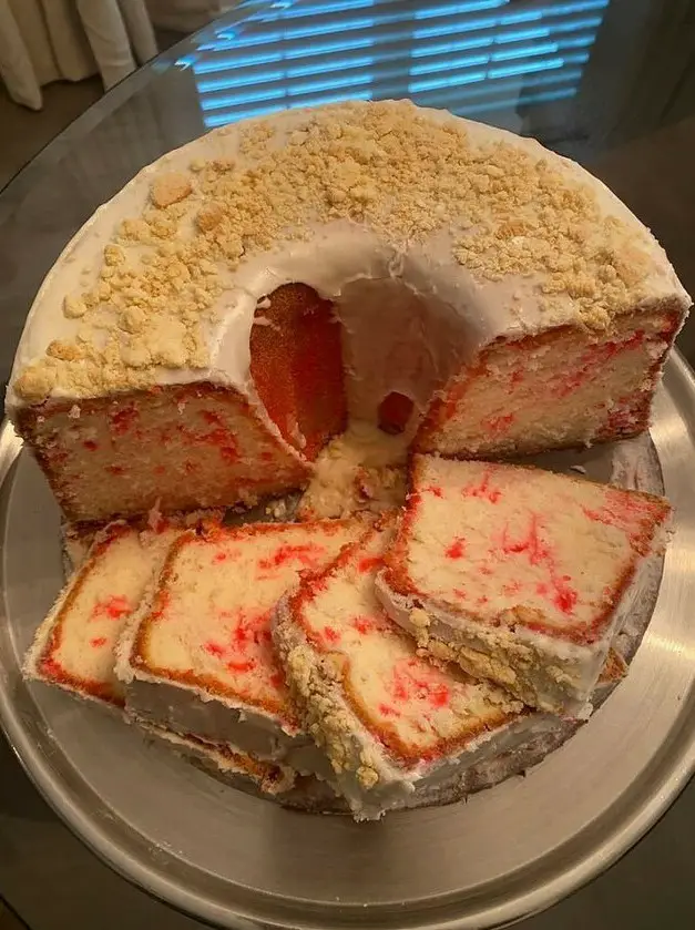 Strawberry Crunch Pound Cake