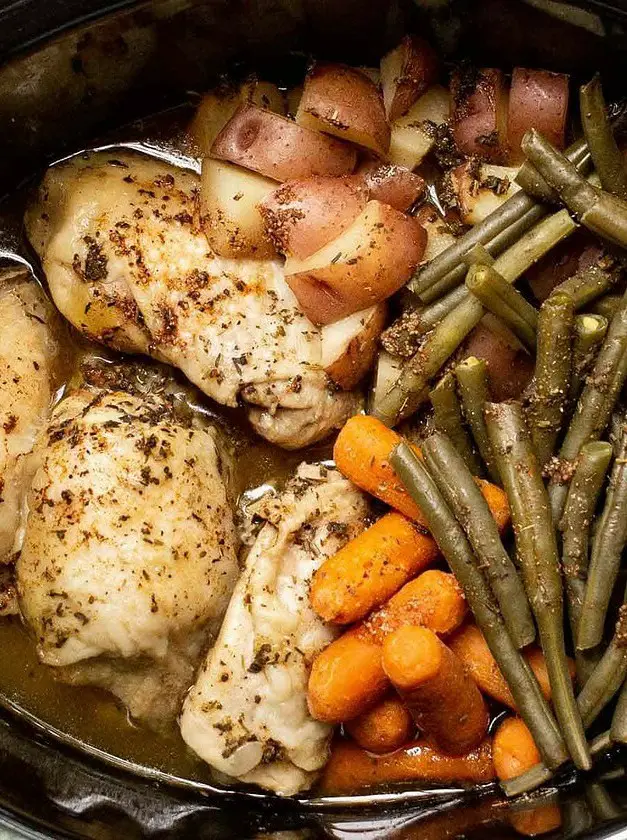 Slow Cooker Chicken Thighs and Vegetables with Herbs