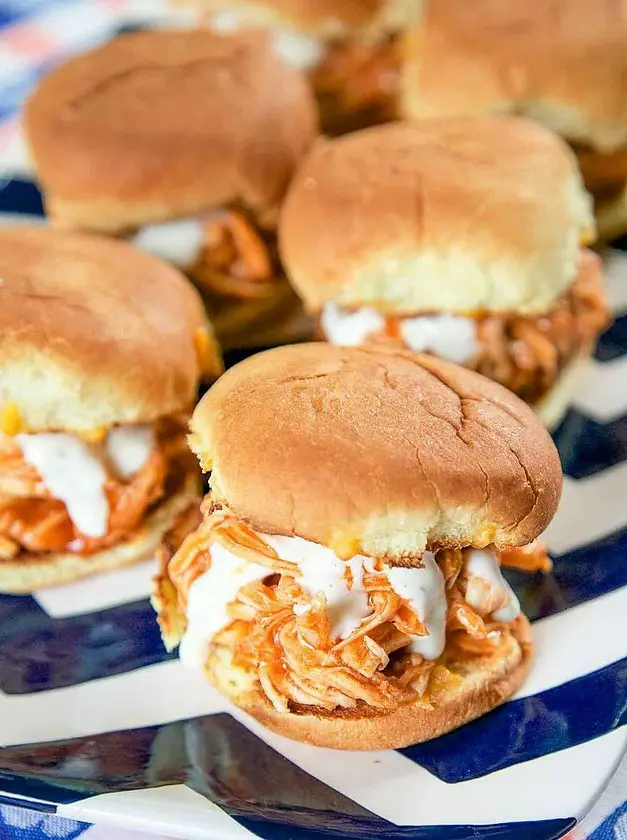 Slow Cooker Buffalo Chicken Sliders